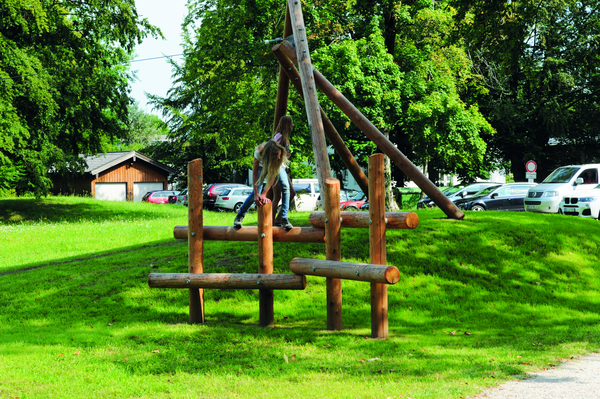 Sitting Fence, double element with steel feet